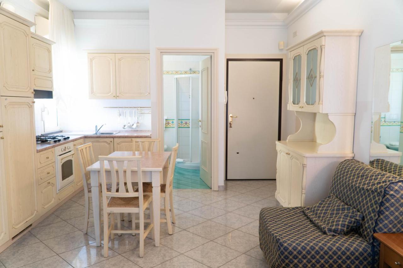קרביה Residence Rosa Dei Venti מראה חיצוני תמונה